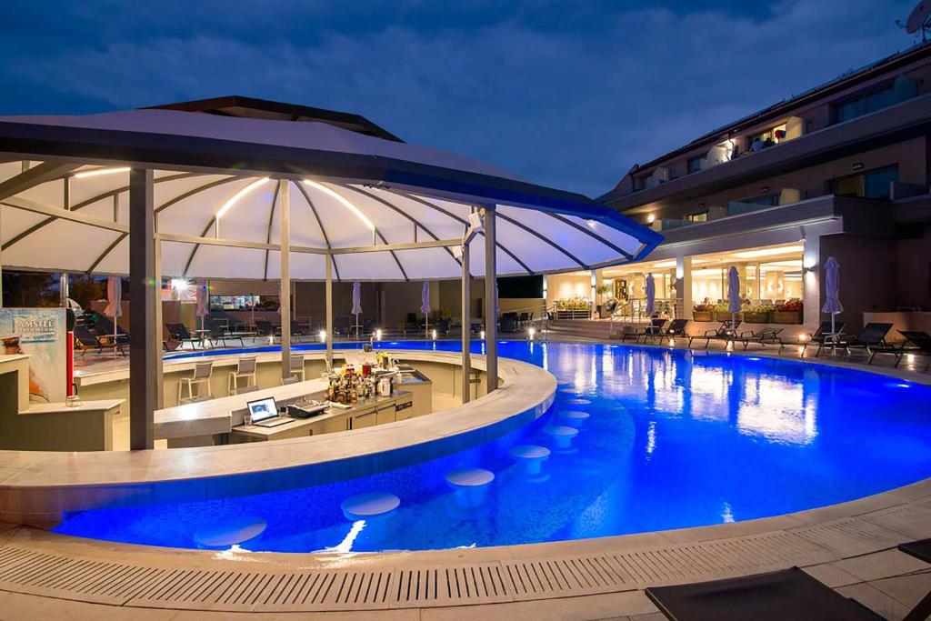 The Dome Luxury 4*